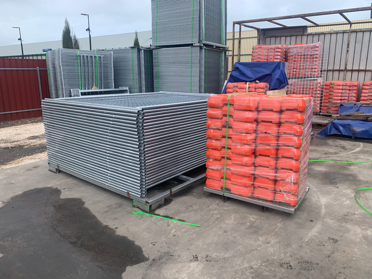 100m Pack Light-Duty Temporary Fence Panels Adelaide – 41 Sets of 2.4m x 2.1m Panels