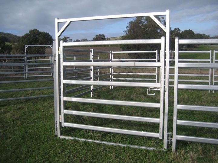 20m Galvanised Cattle/Horse Livestock Round Yard