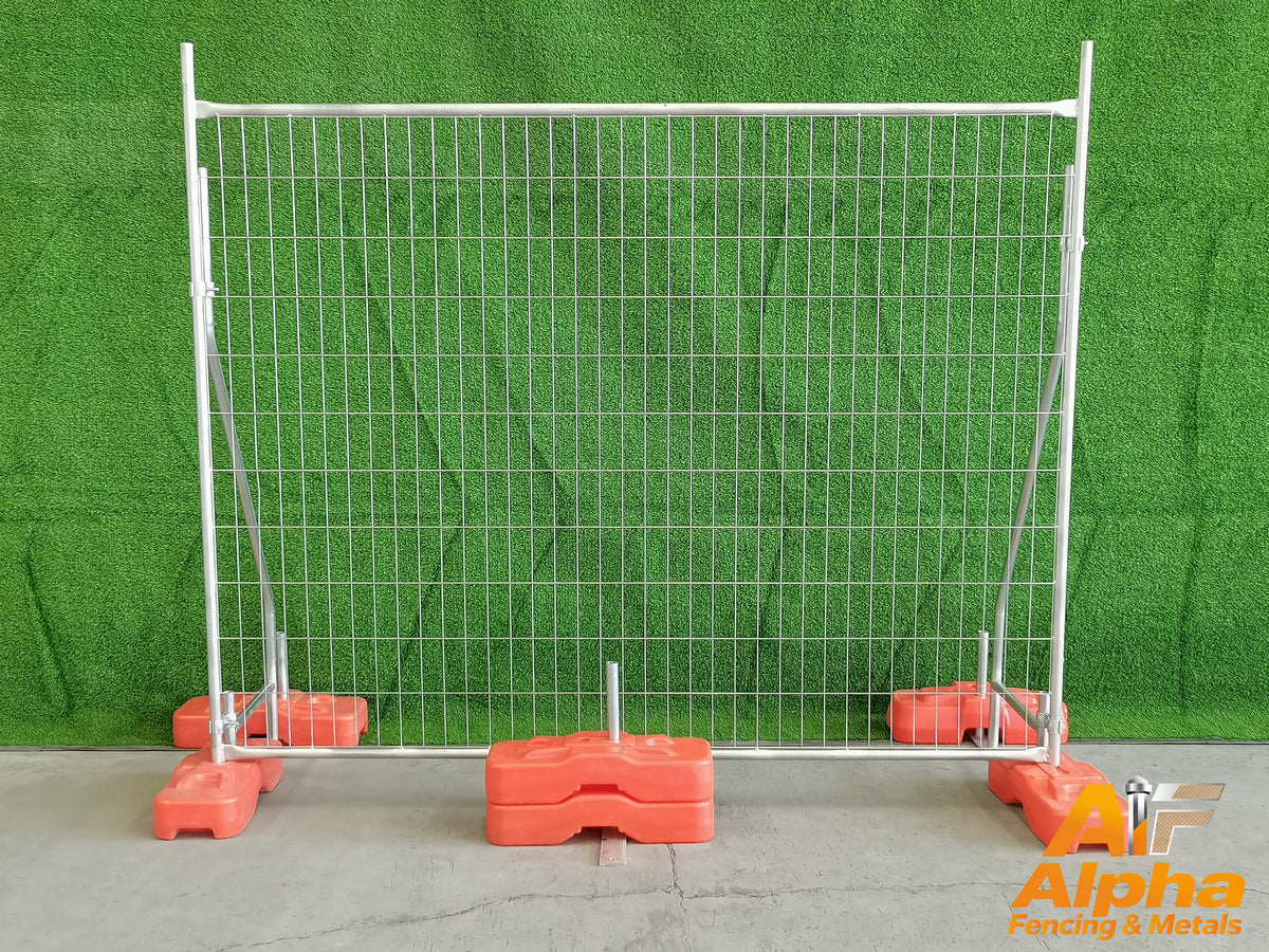 Standard Temporary Fence Panel – 2.4m x 2.1m