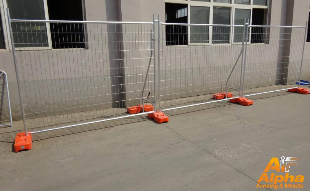 Standard Temporary Fence Panel – 2.4m x 2.1m