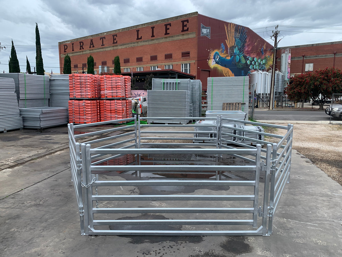 Round Sheep Yard – 5 Panels & 1 Gate | Galvanised Sheep Yard & Sheep Panels Adelaide