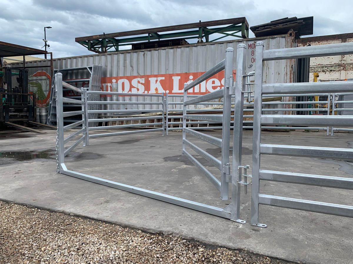 Round Sheep Yard – 9 Panels & 1 Gate | Galvanised Sheep Yard & Sheep Panels Adelaide